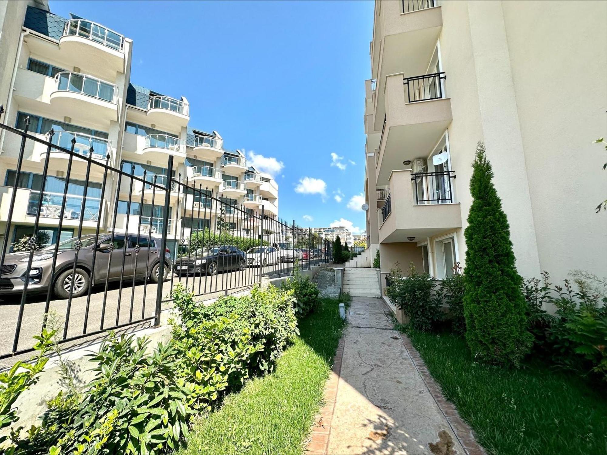 Ipanema Beach - Menada Apartments Sveti Vlas Eksteriør billede